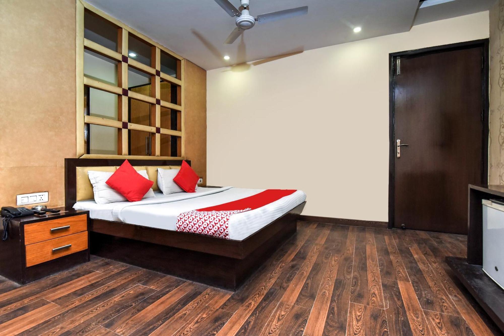 Hotel O Kochar Plaza Δελχί Εξωτερικό φωτογραφία